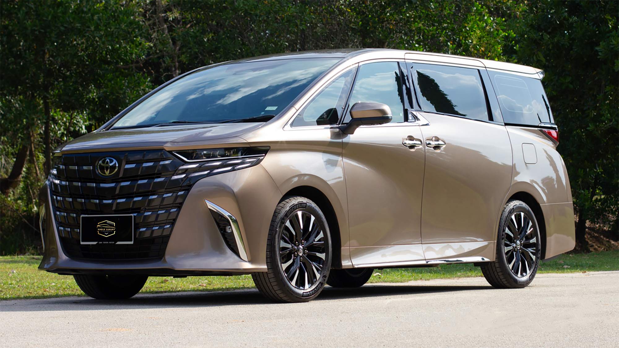 2023 Toyota Alphard Executive Lounge copy 2